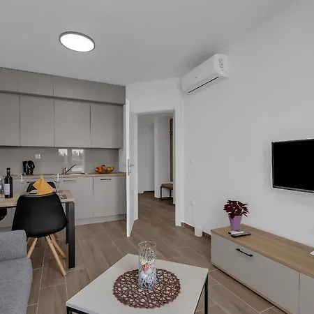 Barisimo - Exklusiv Макарська