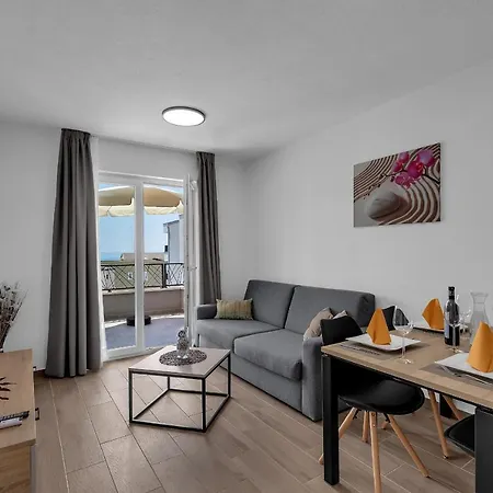 Barisimo - Exklusiv * Makarska