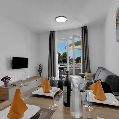 Barisimo - Exklusiv * Makarska